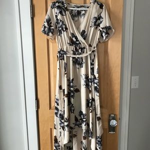 Floral summer dress. Size L but fits like M